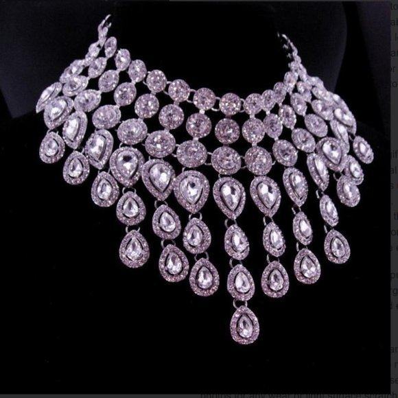Crystal Drop Statement Bib Necklace - Picture 8 of 9
